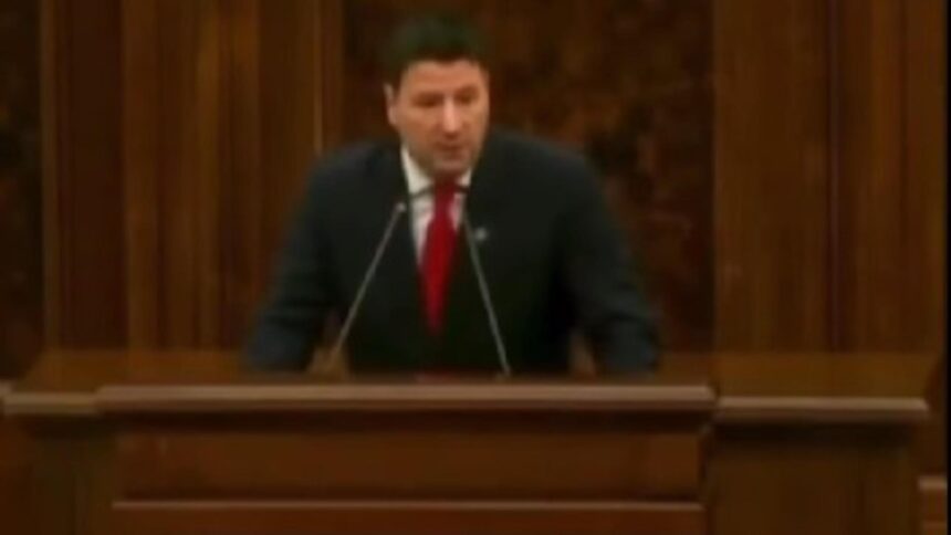 Senatorul Paul Gheorghe se alătură inițiativei inedite a lui Luis Lazarus: „Dreptate și Frăție”. O mișcare capabilă să schimbe ierarhiile din Parlament 1 senatorul paul gheorghe face parte din noul proiect lansat de luis lazarus dreptate si fratie miscarea care ar putea zgudui echilibrul din parlament video 68f920724bee5