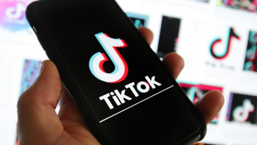 TikTok, noi provocări în Europa. Îngrijorări legate de influențarea alegerilor în Cehia 1 tiktok noi probleme in europa suspiciuni de manipulare a alegerilor din cehia 68e01c83791a5