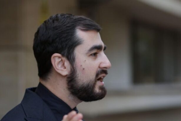 un deputat usr acuza guvernul ca nu intentioneaza sa elimine pensiile speciale ci pregateste terenul pentru o noua majorare a taxelor 68f6674f2e9f9