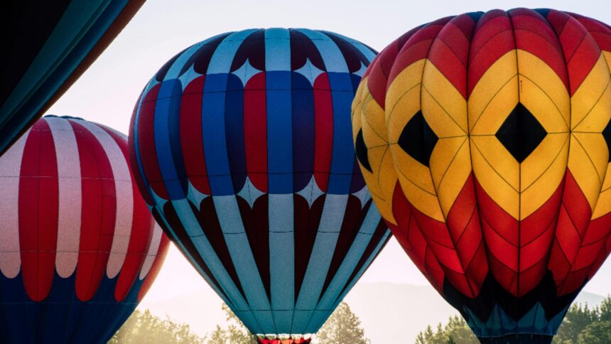 Aeroportul din Vilnius, afectat de baloanele contrabandiștilor de țigări 1 zborurile pe aeroportul international din capitala lituaniei au fost perturbate din cauza mai multor baloane folosite de contrabandistii de tigari 68e294367f8fd