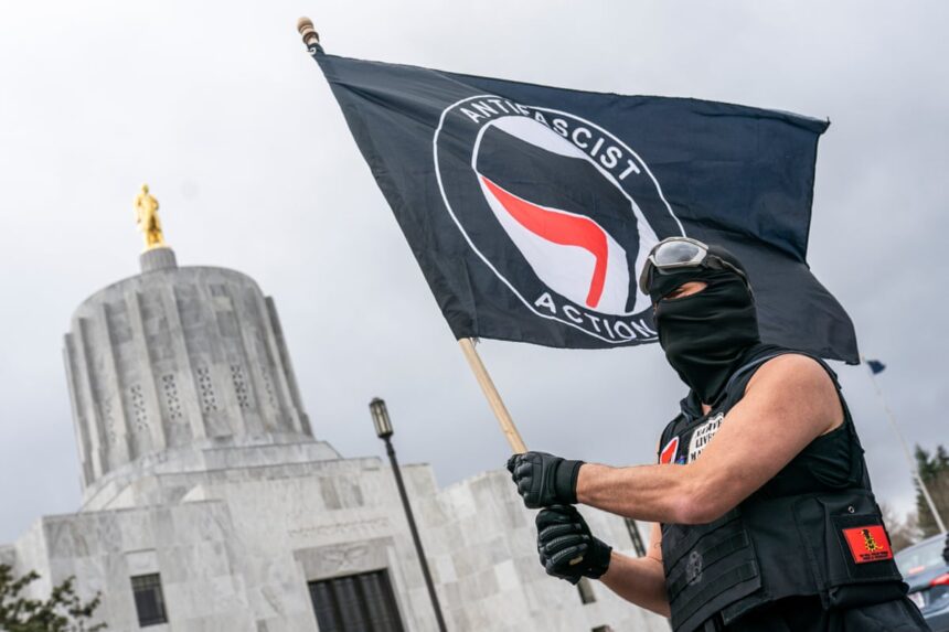Grupurile antifasciste, amenințări teroriste inexistente 1 anti fascist groups named as us terror threats barely exist experts say 6925aa532449b