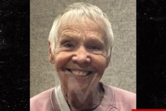 elizabeth smarts kidnapper offers st eating grin in new mug shot 69217c84676d1