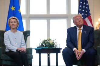 eu and us to restart trade talks as sticking points on july tariff deal remain 6921aa2baa5b1