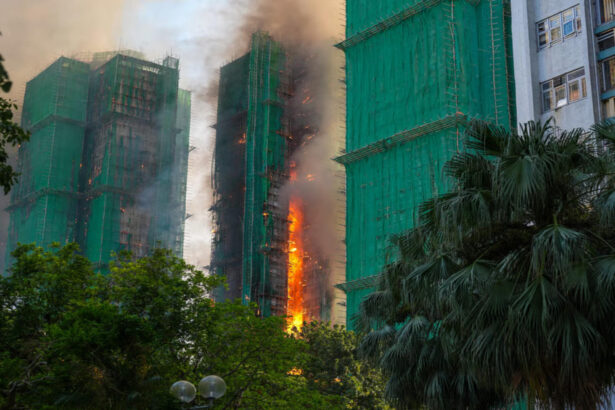 incendiu devastator in hong kong pompierii inca se lupta cu flacarile bilantul tragediei creste de la ora la ora 44 de morti si sute de disparuti 6927eecc7254a