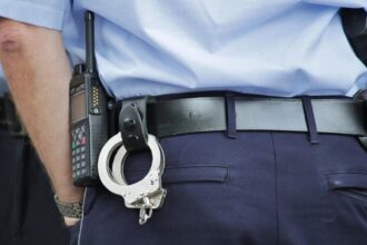 o romanca din italia arestata dupa ce a incercat sa si incendieze vecinii un bebelus de un an se afla printre victime 691b3a1c64540