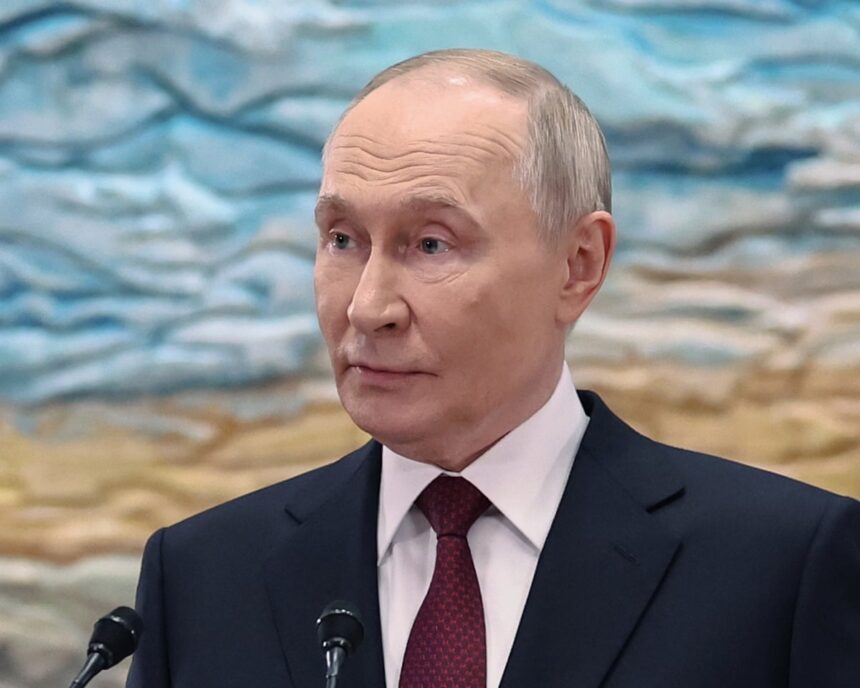putin insists ukraine has to surrender territory for any deal to be possible 6928971819471