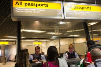 putin opponents criticise eu ban on multi entry visas for russians 691590c499b5c