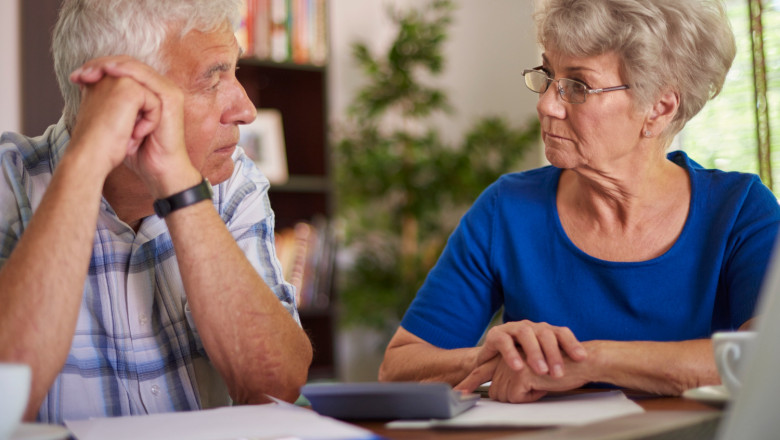 Record de plăți în Pilonul II din cauza CASS de 10% 1 record de plati din pilonul ii dupa introducerea cass de 10 expert romanii isi retrag banii ca sa evite