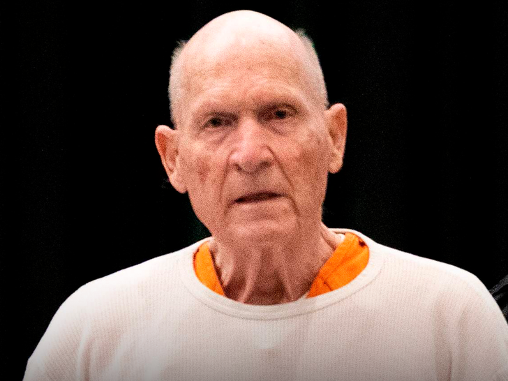 Detalii despre penisul „Golden State Killer” în cartea D.A 1 sacramento d a details golden state killers tiny penis in new book 6913cfe22b549