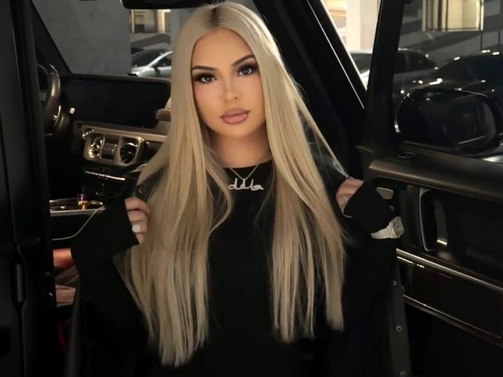 DELAROSA, trei bărbați acuzați de omor în L.A 1 singer delarosa shooting 3 men charged with murder in l a 6927492eab7e9