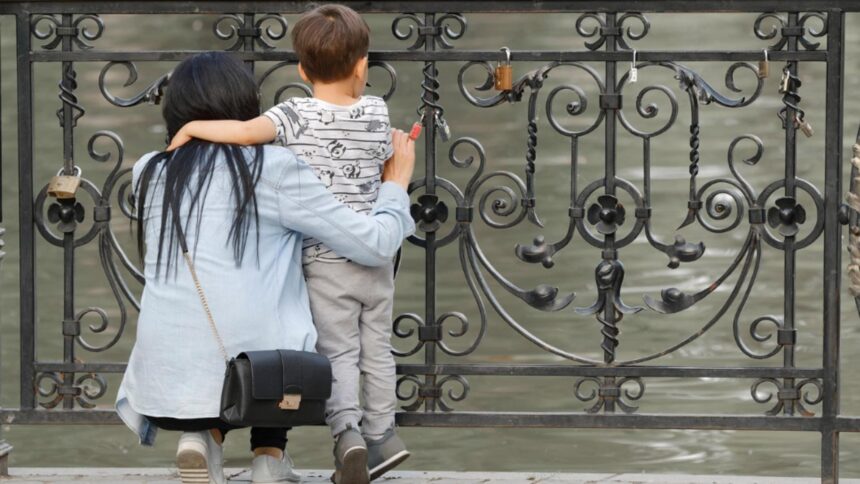 Tragedie în Malaezia: copil de 2 ani înțepat de meduză 1 tragedie pe o plaja din malaysia un copil a murit dupa ce a fost intepat de o meduza vladimir avea 2 ani 69254ab3b9bd0