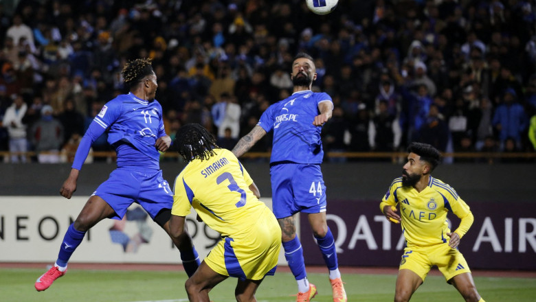 Fotbalist iranian suspendat pentru consum de alcool 1 un fotbalist iranian a fost suspendat dupa aparitia unei inregistrari video in care consuma alcool 6925bbdde2487