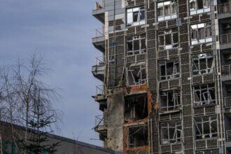 us kyiv and moscow officials in abu dhabi talks on trump plan to end ukraine war 6925b15cb5951