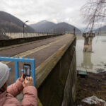 apele romane a reactionat la imaginile aparute cu barajul paltinu nu exista nicio avarie este un comportament normal de iarna 69365d58d8f79