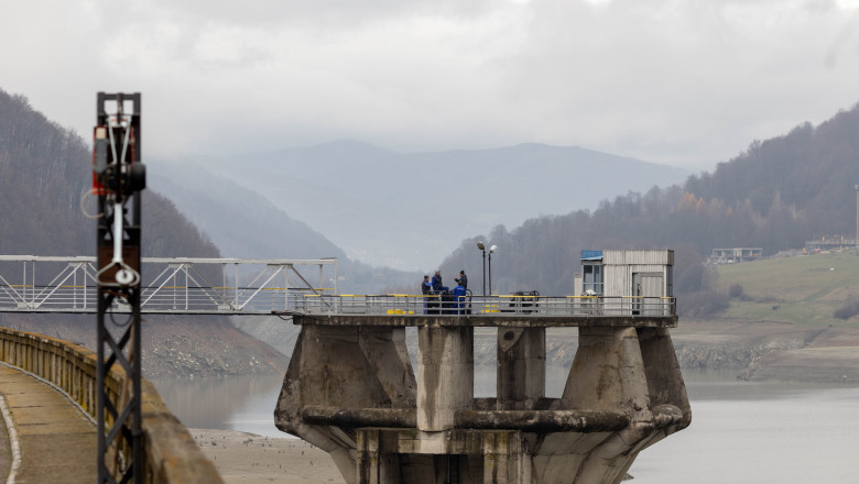 Rezervele de apă Paltinu: 12 zile fără restricții 1 apele romane rezervele de apa din paltinu ajung 12 zile fara restrictii cu debit suplimentar perioada se poate dubla 693900690f82a