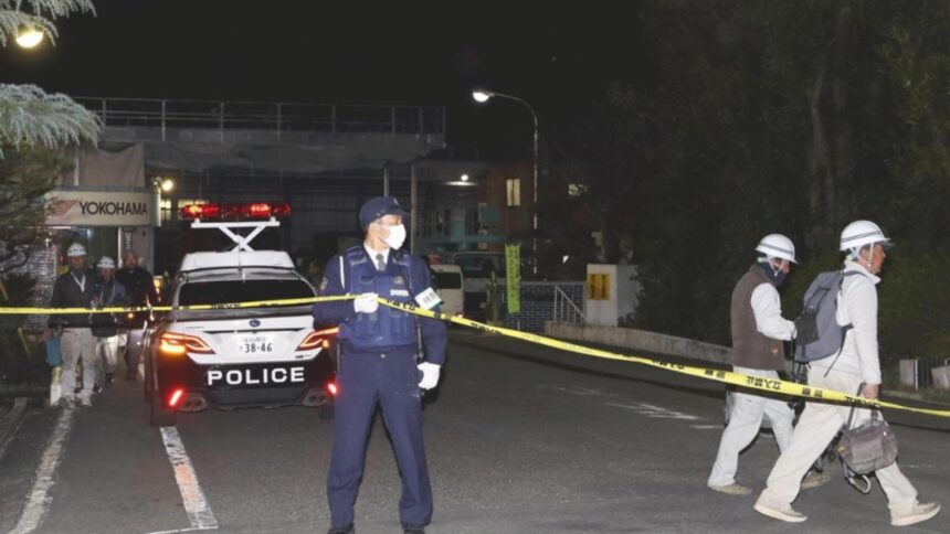 atac violent intr o fabrica din japonia 15 persoane ranite dupa ce un barbat a folosit cutitul si un lichid periculos 694ed8cda9975