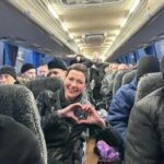 belarus a eliberat peste 100 de detinuti politici inclusiv un laureat al premiului nobel 693e7dc886481