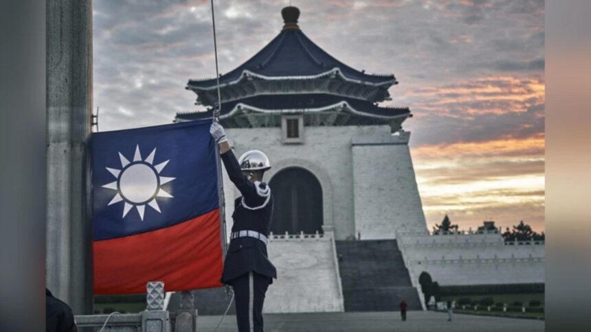 China începe manevre militare majore lângă Taiwan 1 china a dat startul unor noi manevre militare de amploare in jurul taiwanului dupa ce trump a anuntat un ajutor pentru taipei video 6952c8c8861df