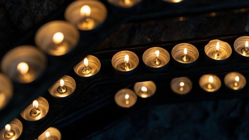 Moarte tragică a unei influencere de 26 de ani după naștere 1 doliu in lumea influencerilor o tanara de 26 de ani a murit la scurt timp dupa ce a nascut gemeni 69373c89e5894