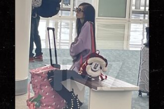 eugenia cooney back in florida appearing extremely thin at airport 6936ed75adec9