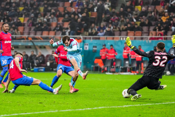 fcsb a invins spectaculos feyenoord dupa ce a fost condusa cu doua goluri in europa league 693d84fba067e