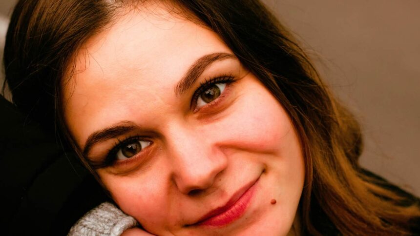 Semne că ți-ai crescut bine copilul adult 1 if your adult child still does these 11 things you raised them well 694eff118949b