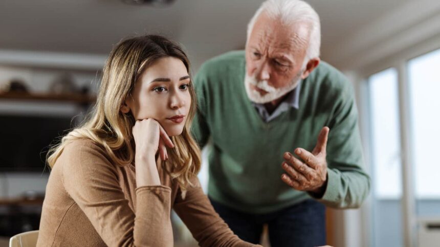 Tata folosește aceste 11 expresii? E narcisist! 1 if your dad uses these 11 common phrases hes probably more narcissistic than he realizes 69417bc2a450e