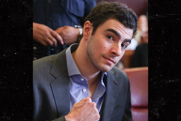 luigi mangione looks great in court after friday hearing canceled for illness 693704e0862e6