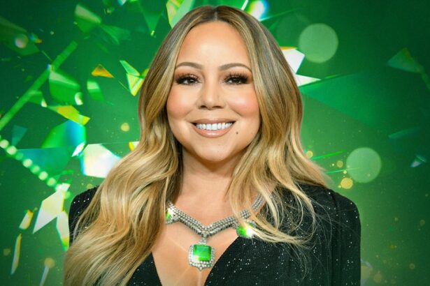 mariah carey worn colombian emerald diamond necklace expected to go for 600k at auction 693b60817cade