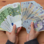 ministerul finantelor a imprumutat 11 miliarde lei prin obligatiuni de stat pentru a acoperi deficitul si a refinanta datoria publica 6937061582035