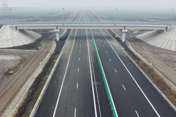 peste 200 de kilometri de autostrada si drum expres vor fi dati in trafic in 2026 irinel scriosteanu va fi un an record 6954e806ce003