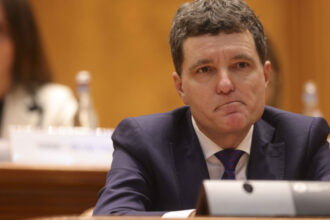 sapte cluburi din superliga romaniei au semnat petitia catre nicusor dan pasaportul devine criteriu de selectie 69331d786db49