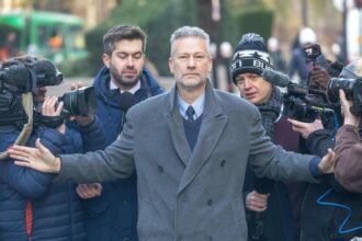 three more farage bloc meps alleged to have followed russian assets script 6935ac4f40701