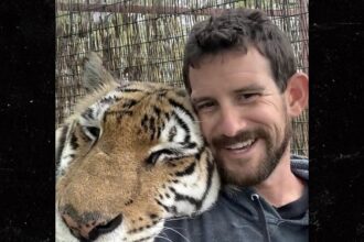 tiger king star joe exotics late associate cause of death released 693b4a4e311df