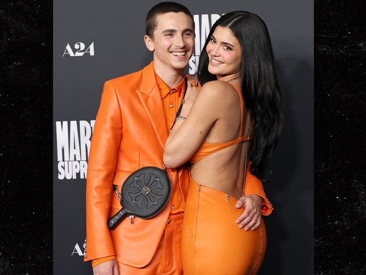 timothee chalamet kylie jenner attend marty supreme premiere together 6937ade3be413