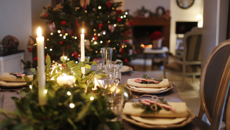 Sărbători austere: hoteluri goale în toată țara 1 video sarbatori sub semnul austeritatii bate vantul in multe dintre hotelurile si pensiunile din tara lumea prefera sa stea pe langa casa 694905e15c04b