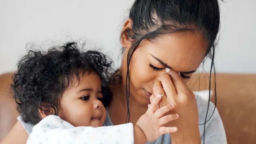 Extenuarea ascunsă a maternității moderne 1 we rarely acknowledge whats most exhausting about modern motherhood 694f1c64bffd1