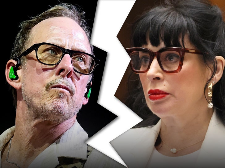 weezer bassist scott shriners wife jillian lauren shriner files for divorce 692f80ba46984