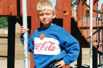 10 white lies only 90s kids will remember hearing from their parents 6966f2daabb23