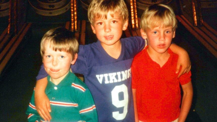 Lucruri pe care copiii din anii '90 le făceau singuri 1 11 everyday things 90s kids were expected to handle all on their own 695be8fc20ac1