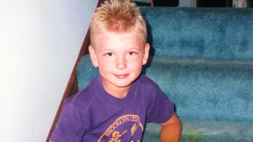 11 everyday things millennial kids were expected to handle on their own 6956cbf88a772