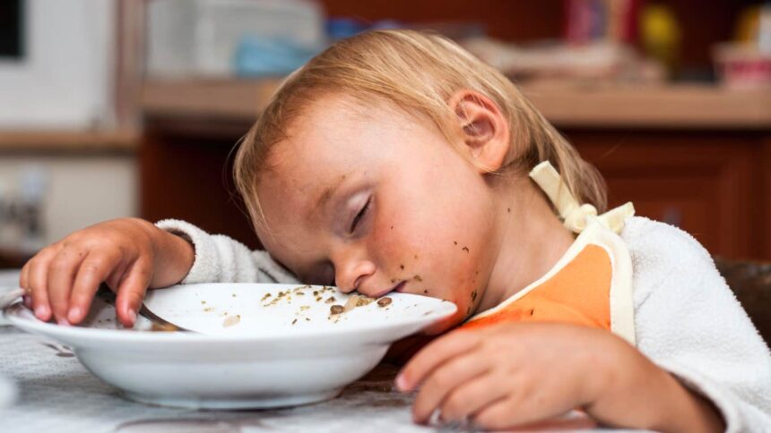 12 Momente din Viața Reală pentru Părinți Moderni 1 12 real life moments every modern parent will instantly understand 697e20b9e9260