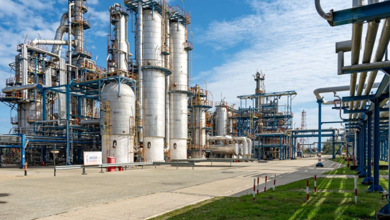 Centrala de cogenerare de la Petromidia a devenit operativă 1 centrala de cogenerare de la petromidia a intrat in functiune instalatia poate furniza energie si in sistemul energetic national 696e435835af4