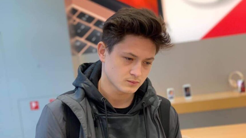 Crimă mafiotă în Italia: Sergiu, doar 25 de ani 1 crima socanta in italia sergiu a plecat peste hotare pentru un trai mai bun dar a fost executat in stil mafiot la doar 25 de ani 695fec1e009fa