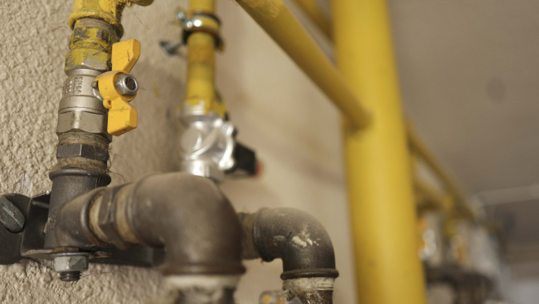 Distrigaz Sud întrerupe gazele pentru 165 de clienți 1 distrigaz sud retele a intrerupt temporar alimentarea cu gaze intr un imobil din sectorul 3 sunt afectati 165 de clienti 695a871dcf7a0