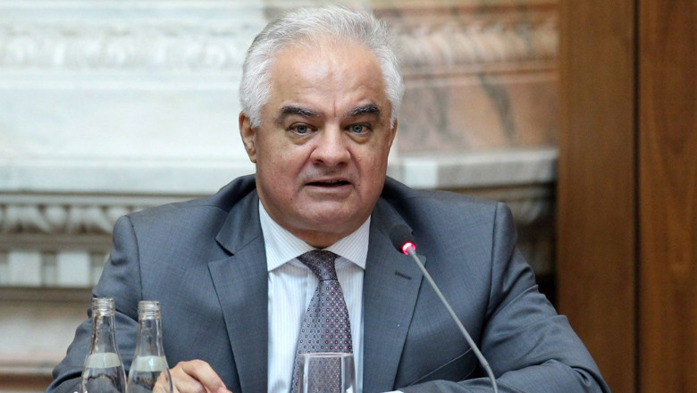 Reducerea de 10% în administrație nu este suficientă 1 exclusiv oficial bnr reducerea de 10 in administratie nu e suficienta marea problema suntem tot in romania anilor 60 a lui ceausescu 6964b932a3b02