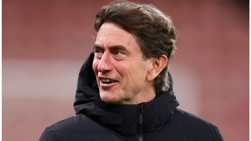 Drăgușin, păcălit de antrenor: reacția fanilor 1 foto l au pacalit pe antrenorul lui dragusin si fanii n au gustat gluma sa l dea afara 695f50de8dcc2