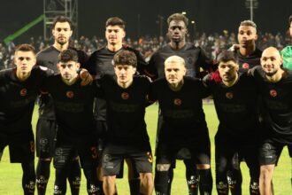 foto si video galatasaray transfera jucatori de la real psg si manchester united 69692be42214f