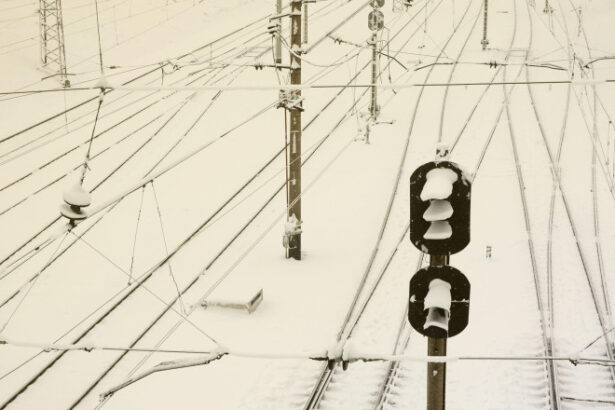 gerul afecteaza mersul trenurilor anuntul cfr privind masurile speciale luate de operatorul infrastructurii feroviare 696c85ff0bc84