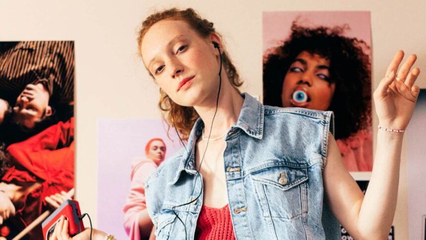 Cântece din anii '90 pe care copiii le-au ignorat 1 kids who grew up in the 90s played these 4 songs on repeat but totally missed what they meant 697572e8634fd